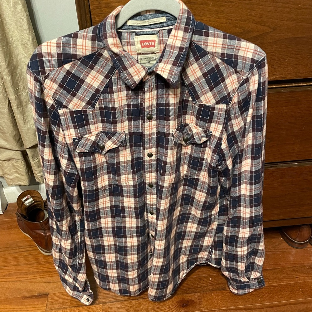 Levi’s western plaid flannel shirt